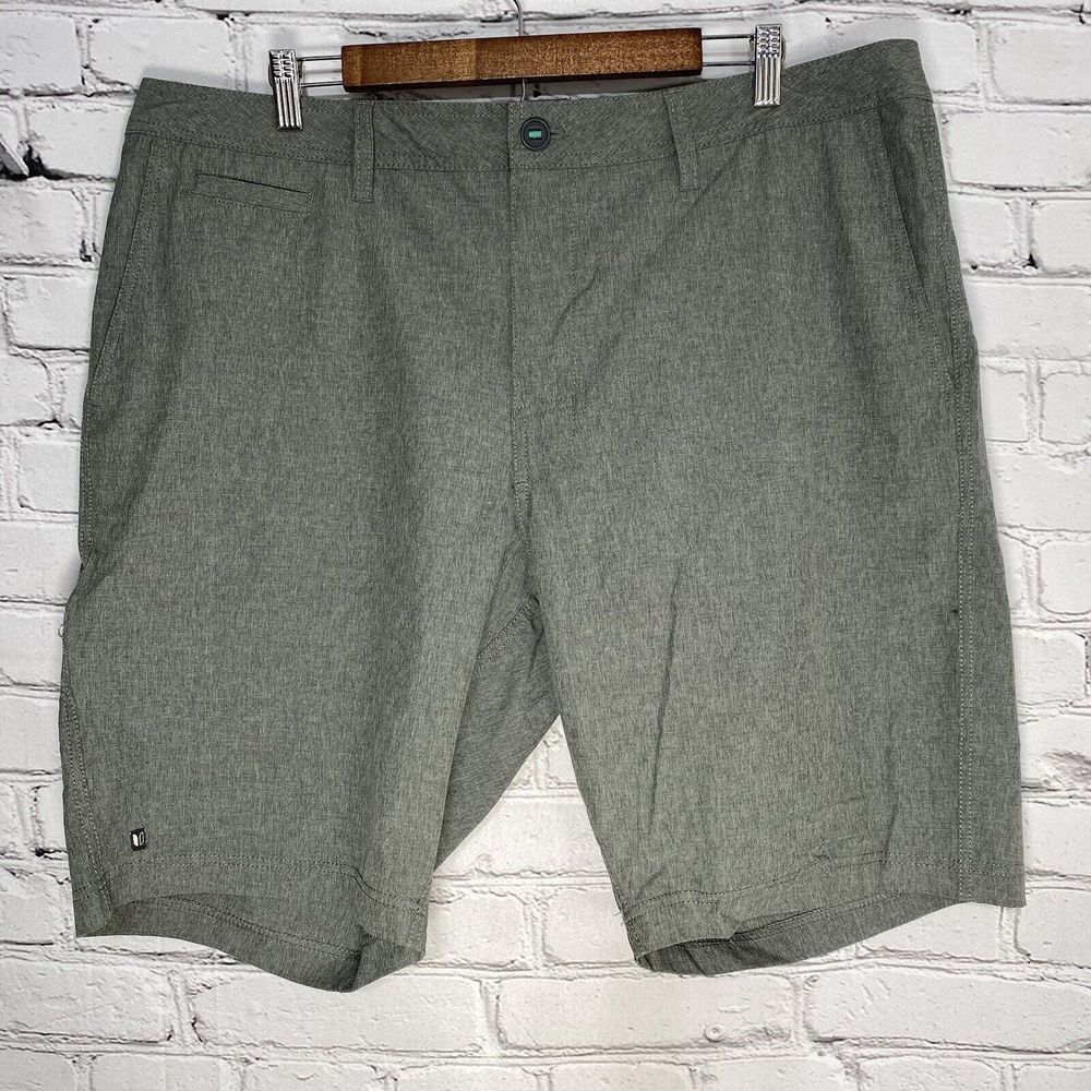 Linksoul Boardwalker Golf Shorts‎ Gray Hybrid Performance Comfort Men's Size 40